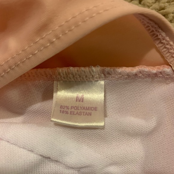 Pin-up swimsuit - Picture 3 of 3